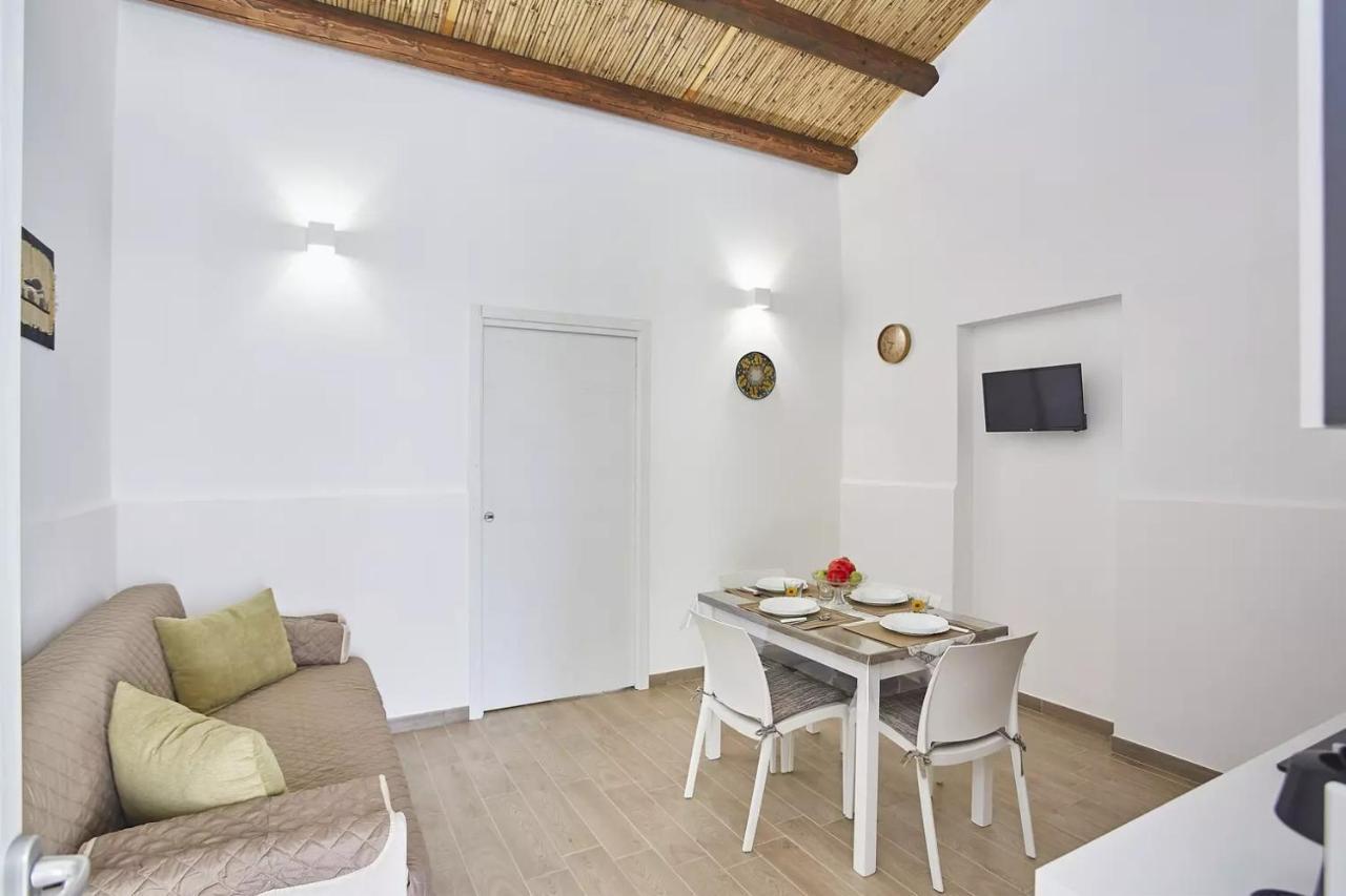 Casale Sammartano Apartments Ummari Exterior photo